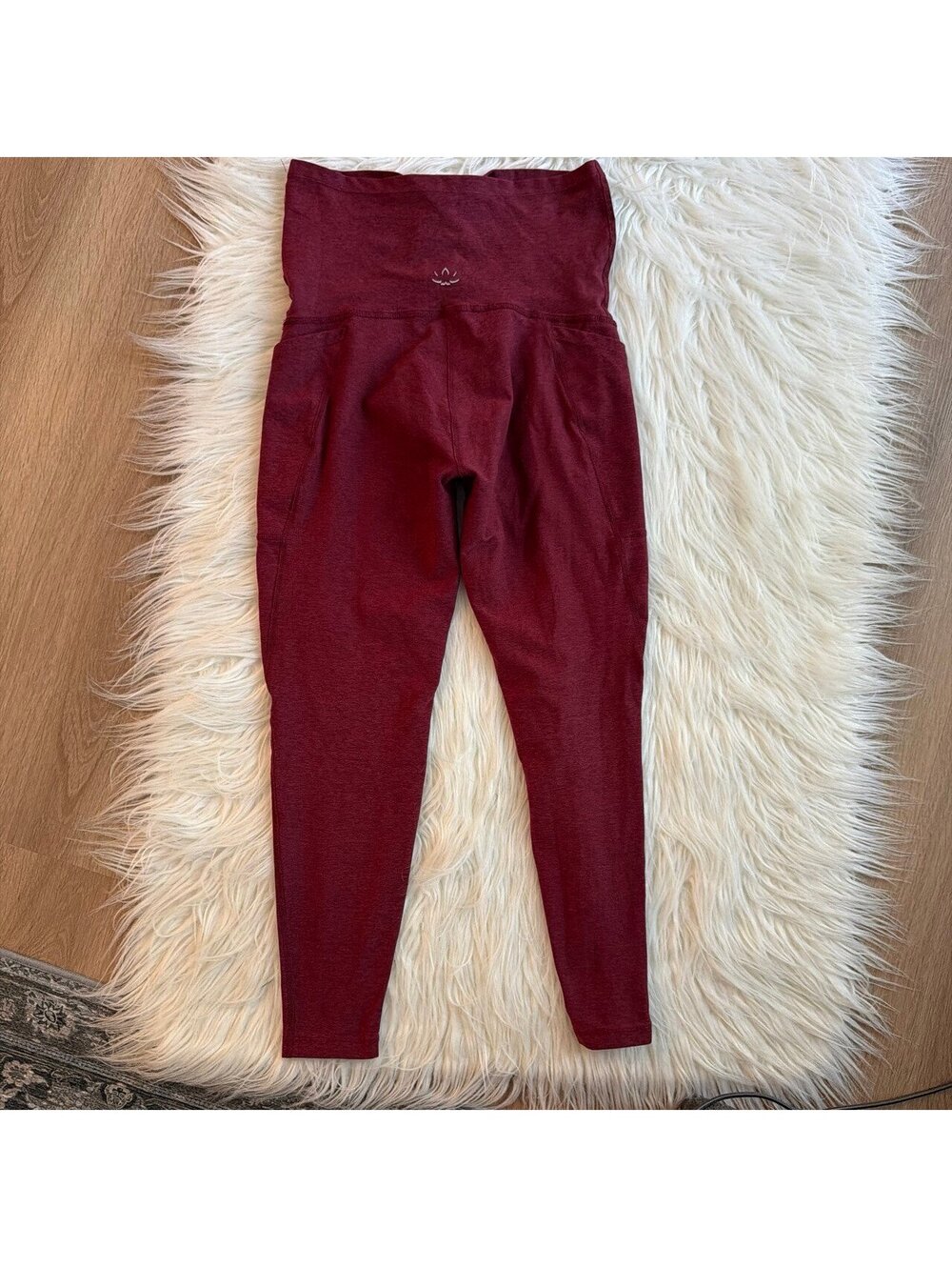 Beyond yoga maternity leggings size M